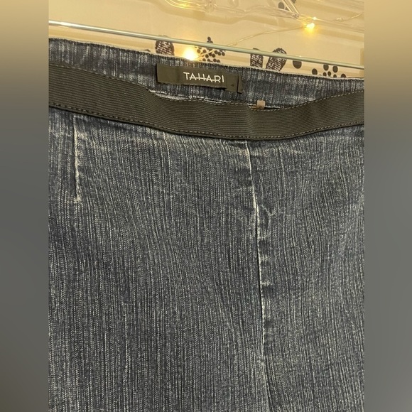 Tahari skinny stretch jegging jeans with side zip and stretch waistband - Picture 4 of 8